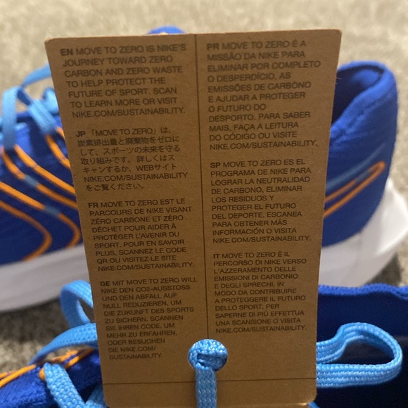 Nike ZoomX Blue and Orange Athletic Shoes - Picture 13 of 14
